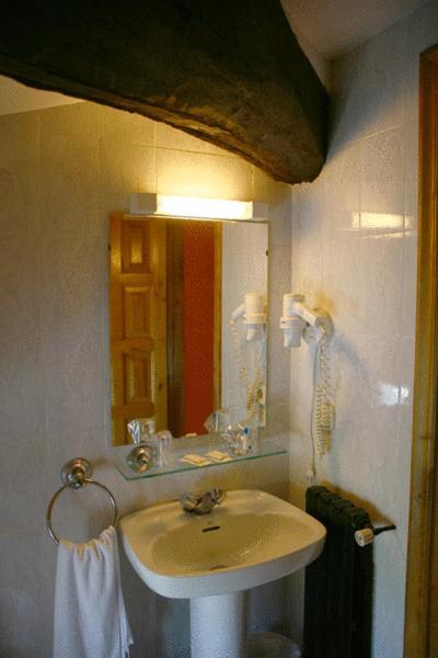 Hotel Posada Del Pas Ontaneda エクステリア 写真